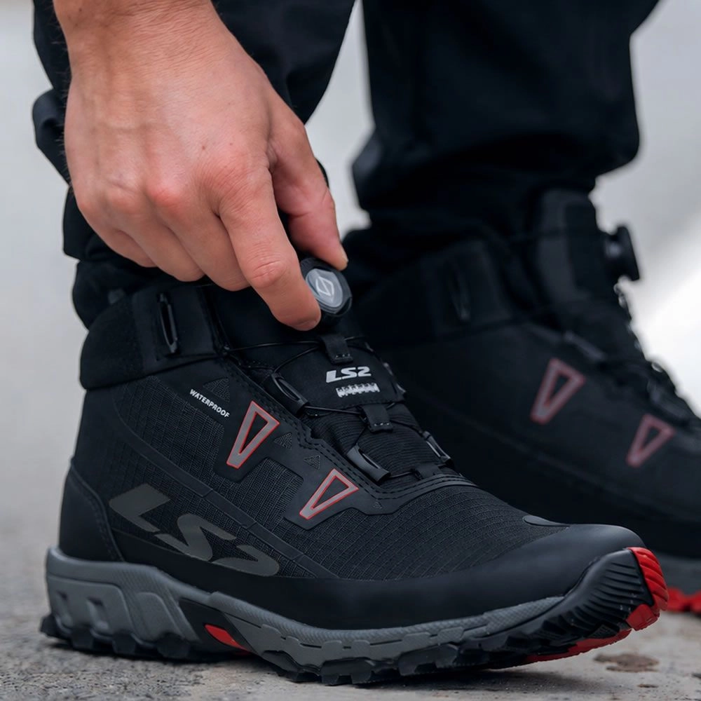 BOTA LS2 TREKKER NEGRA WP HOMBRE